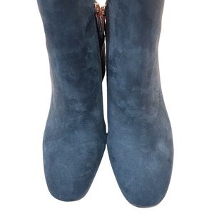 Vince Canute Blue Size 8 Booties NEW